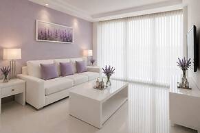The Avoryn Hotel & Suites