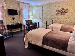 Deerfield Inn