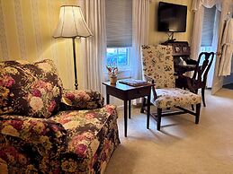 Deerfield Inn