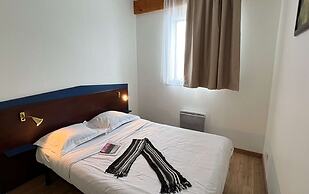 Spacious 1-bedroom Apartment With Balcony