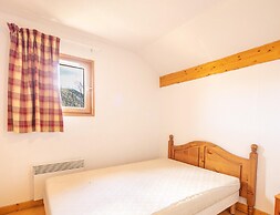 Mountain Apartment With Alpine Comfort