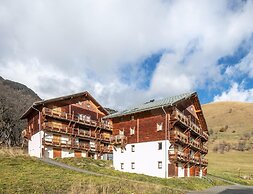 Mountain Apartment With Alpine Comfort