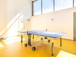 Alpine Stay, Pool & Spa Access