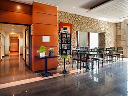 Dinan Stay With Free Parking