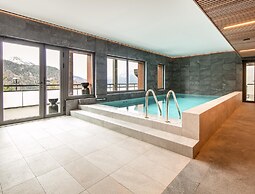 Alpine Home With Wellness Access