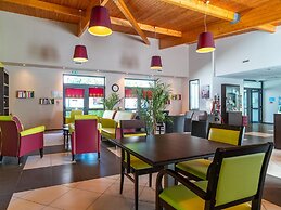 Riverside Stay for 2 in Pont-aven