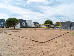 Duplex, 200m to Falaise Beach