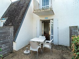 Retreat With Heated Pool & Coast