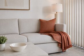 Bellavique Hotel & Suites