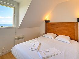Brittany Flat, Beach & Pool