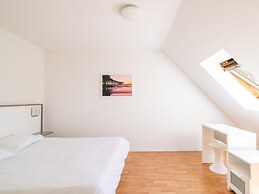 2BR Normandy Stay for 6