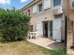 Saint Cyprien Quiet Residence for 6