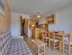 Bright Apartment Close to Ski-slopes