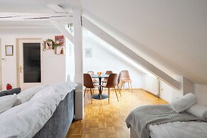 Coyhomes Steyr Riverside
