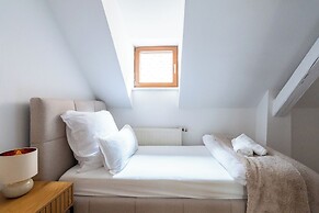 Coyhomes Steyr Riverside