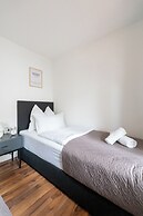 Coyhomes Steyr Riverside