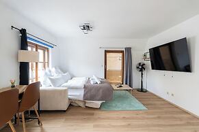 Coyhomes Steyr Riverside