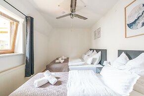 Coyhomes Steyr Riverside