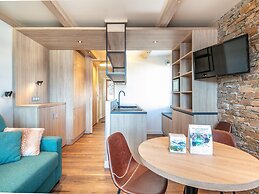 Scenic Mountain Stay for Four