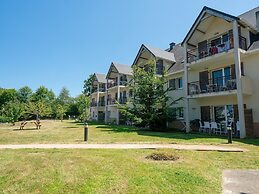 Spacious House for 6 in Parentis