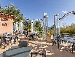 Provencal Retreat With Balcony, Pool Access