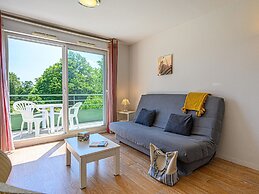 Spacious Stay for Two Near Vannes
