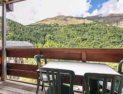 Mountain Flat With Sauna Access