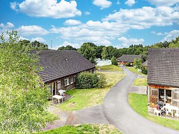Cosy Apartment Near Egletons Town