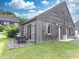 Cosy Apartment Near Egletons Town