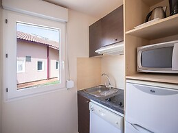 Large 8-person Villa Near Ocean