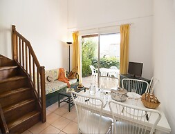 Spacious Holiday Home Near Beach