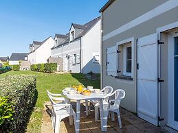 Brittany Flat Near Pentrez Beach