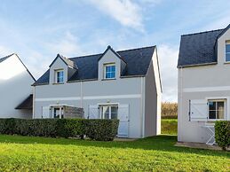 Brittany Flat Near Pentrez Beach