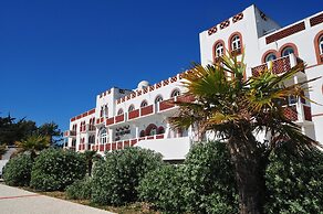 Spacious Loire Coastal Stay for 5