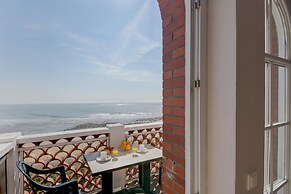 Spacious Loire Coastal Stay for 5
