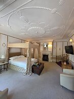 The Town House Restaurant with Rooms