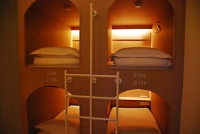 Good Day Cube Seomyeon Capsule Hotel