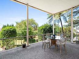 Spacious Family Home With Iconic Views