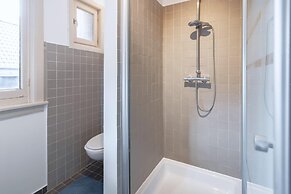 Temple Triplex Spacious Apartment