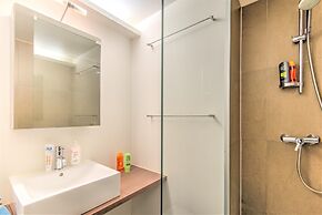 Antwerp Central Apartment for 7