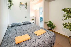 Antwerp Central Apartment for 7