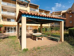 Large Seaview Stay for 8 in Valras Plage