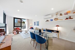 Stylish 1-bed Retreat in Braddon