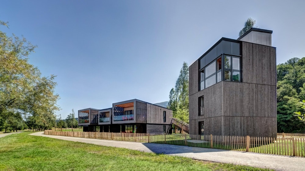 6-person Apartment in Motz
