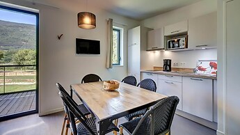 6-person Apartment in Motz