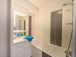 Cozy Apartment Stay Near Vannes