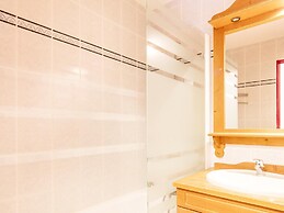Cosy Apartment in Modane by Ski-lifts