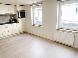Central Ghent 2 Rooms With Shared LR