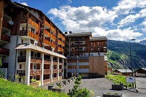 Spacious Mountain Retreat for 8