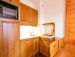 Alpine Comfort Apartment Near Ski-slopes